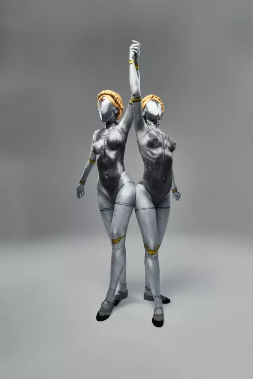 Twins (MargoKuz and Redd_sg) [Atomic Heart]