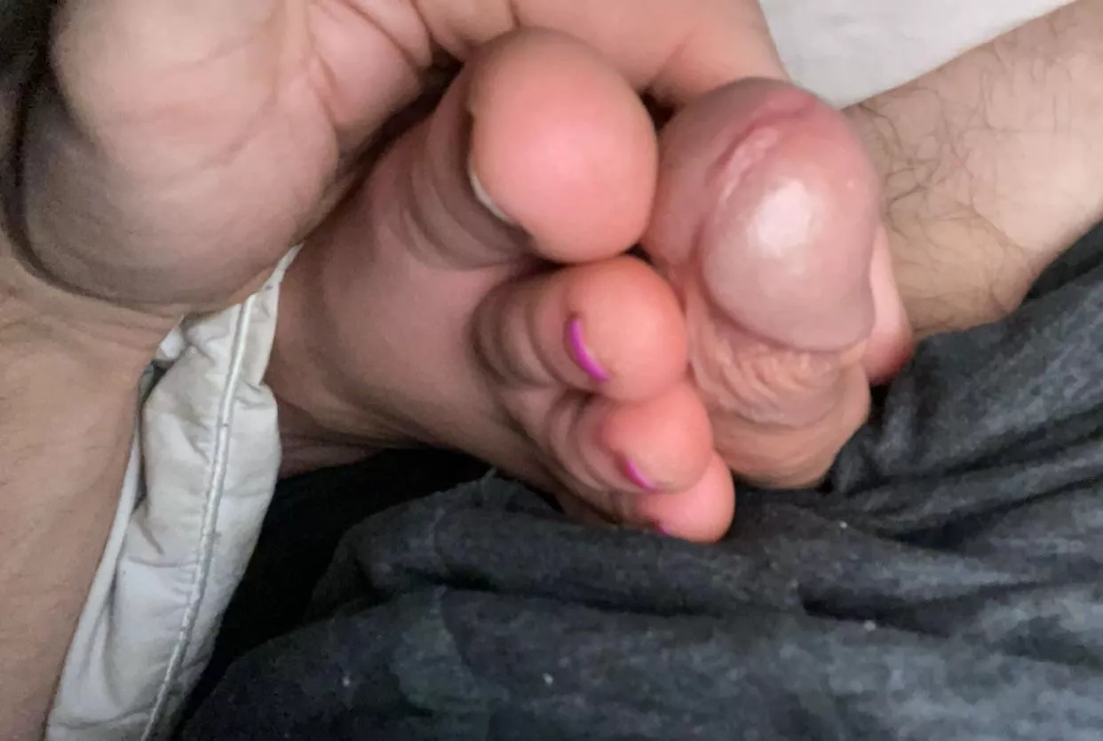 Warm soft sleepy wife toes mmmm