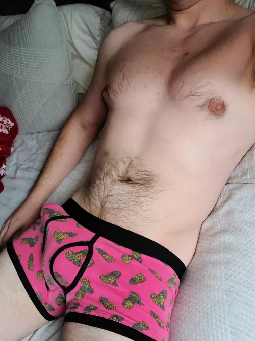 Who likes pineapple?