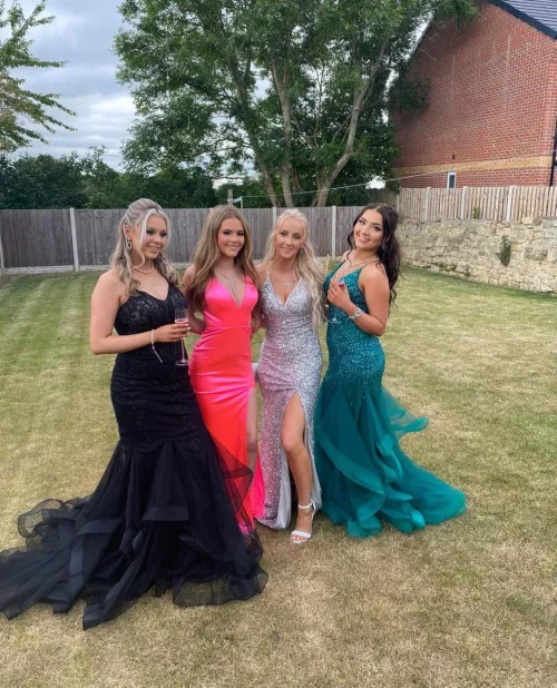 Without looking at my profile, which one am I?;) [4]