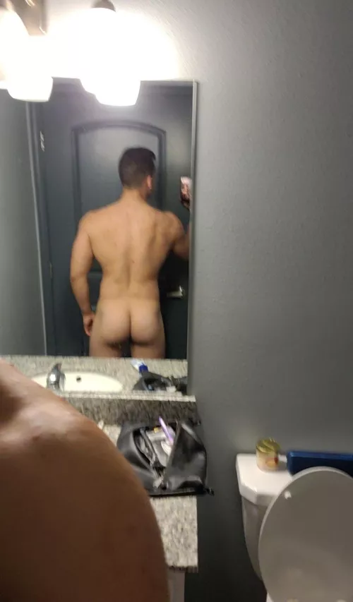 Worthless marine here to serve