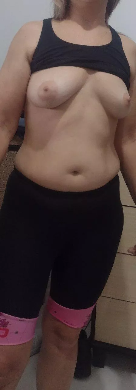 Would anyone have the courage to suck me?