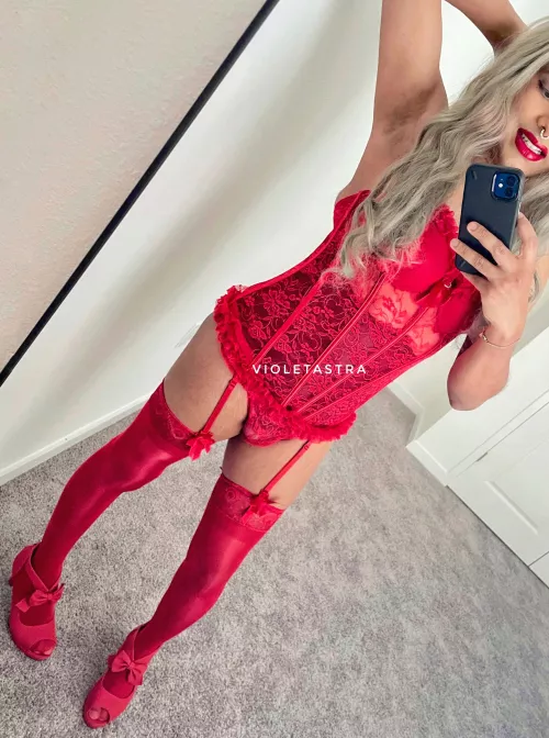 Would you make your 5’4” neighbor your secret on-call gf?