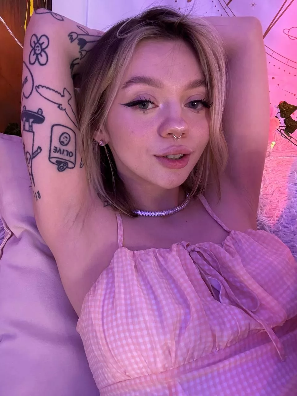 would you rather have my armpits sweaty or clean