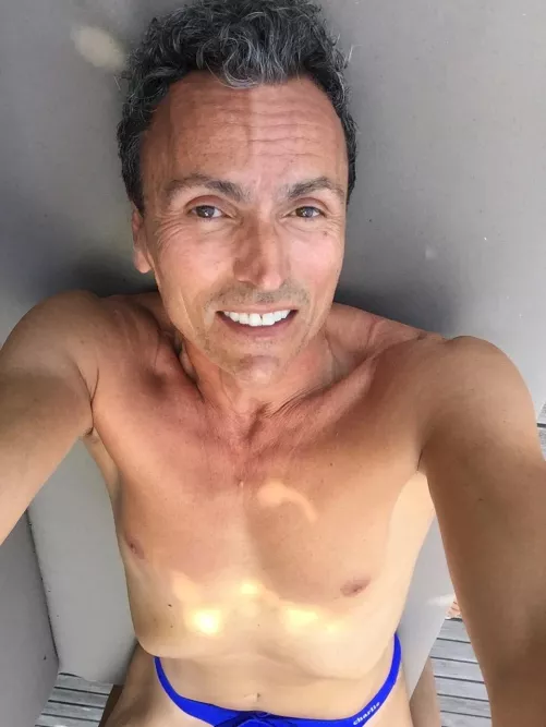 Wriggle me out of this speedo, and use your imagination :P