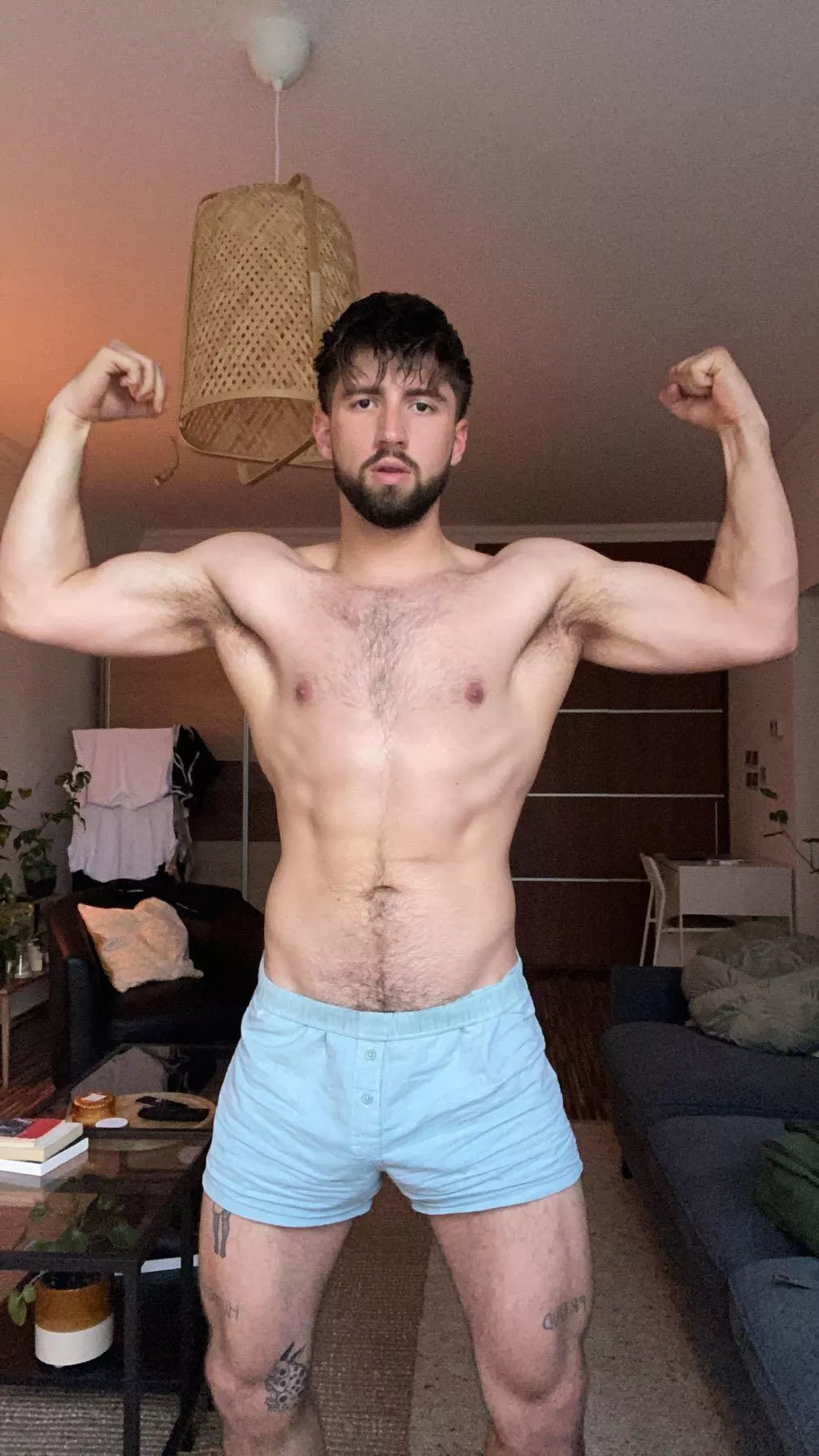 21 looking for someone who help me w christmas gi_fts telegram:Noxian21