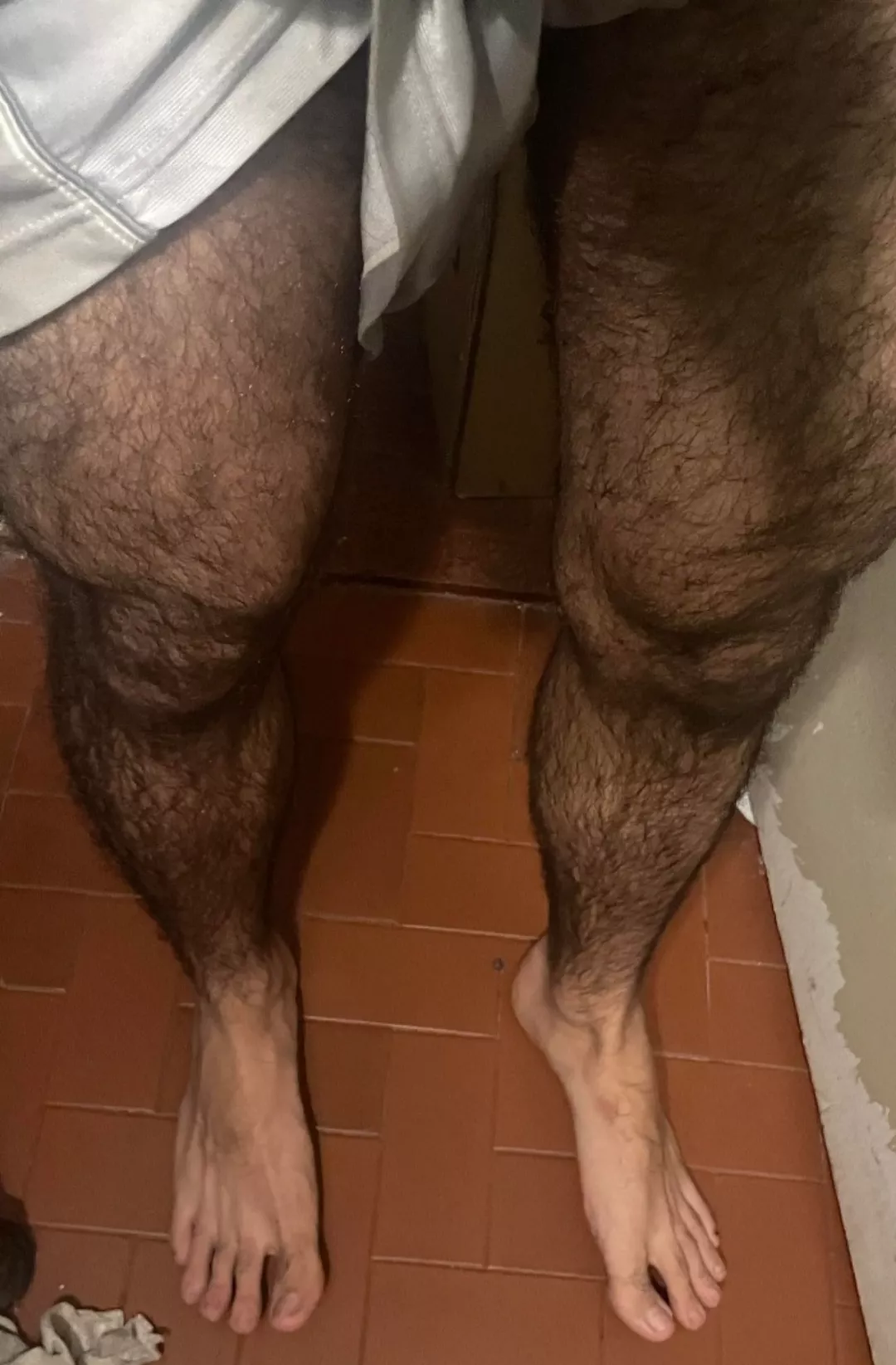 25 looking for hairy vers guys, balkan+ latino+ foreskin+ Snap: hothorny6014