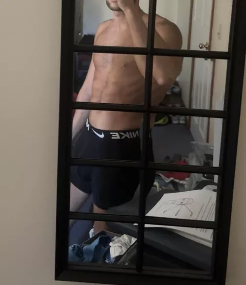 27 muscle hung sub seeking owner . Fit only . Snap@ jwright1728