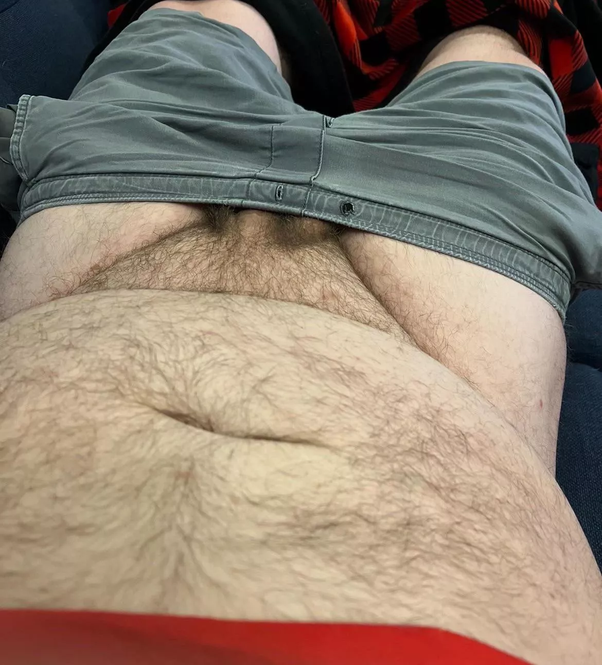 Any other chubby guys wanna convince me to whip it out? DMs open