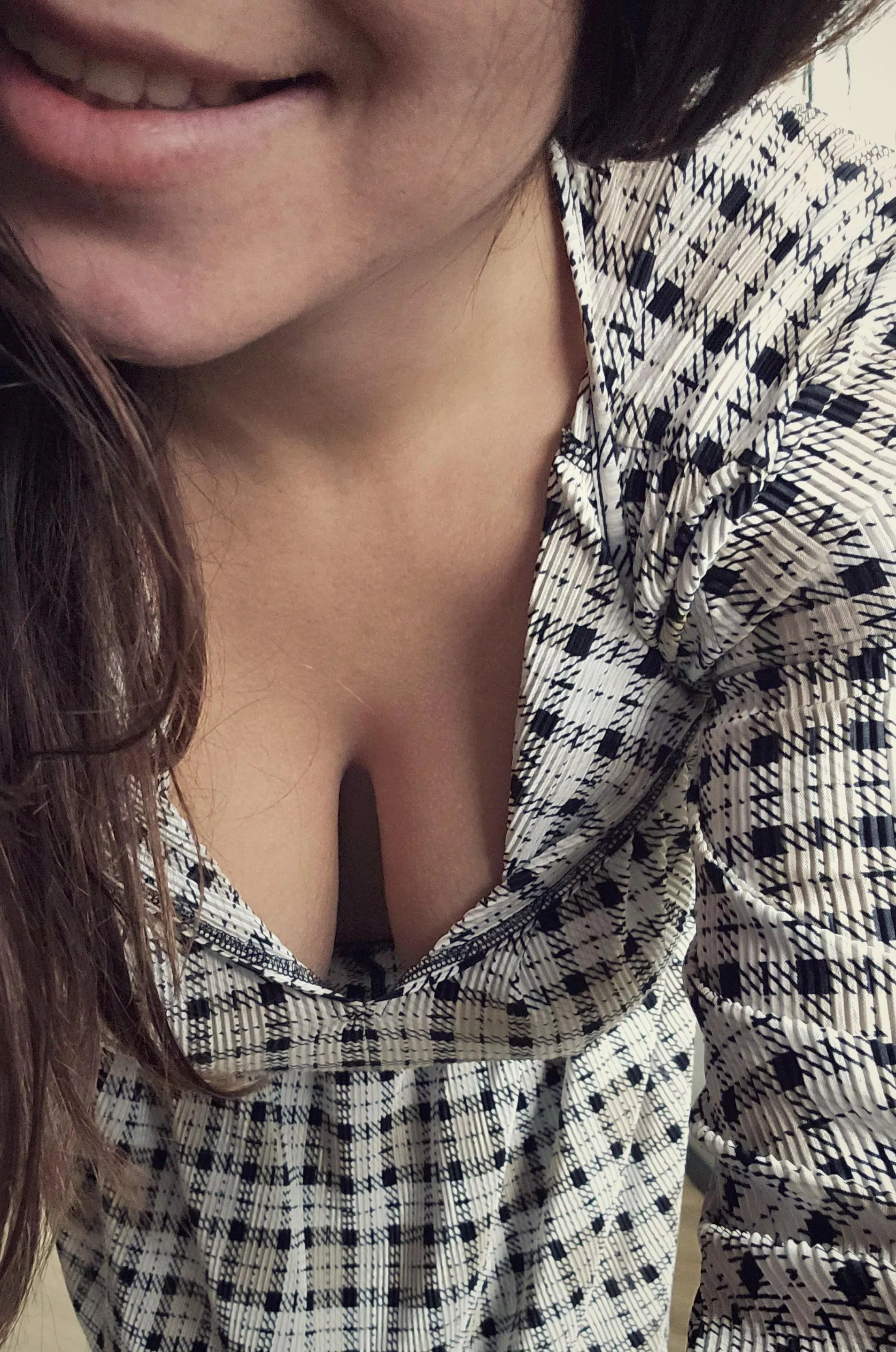 Barely can keep them in