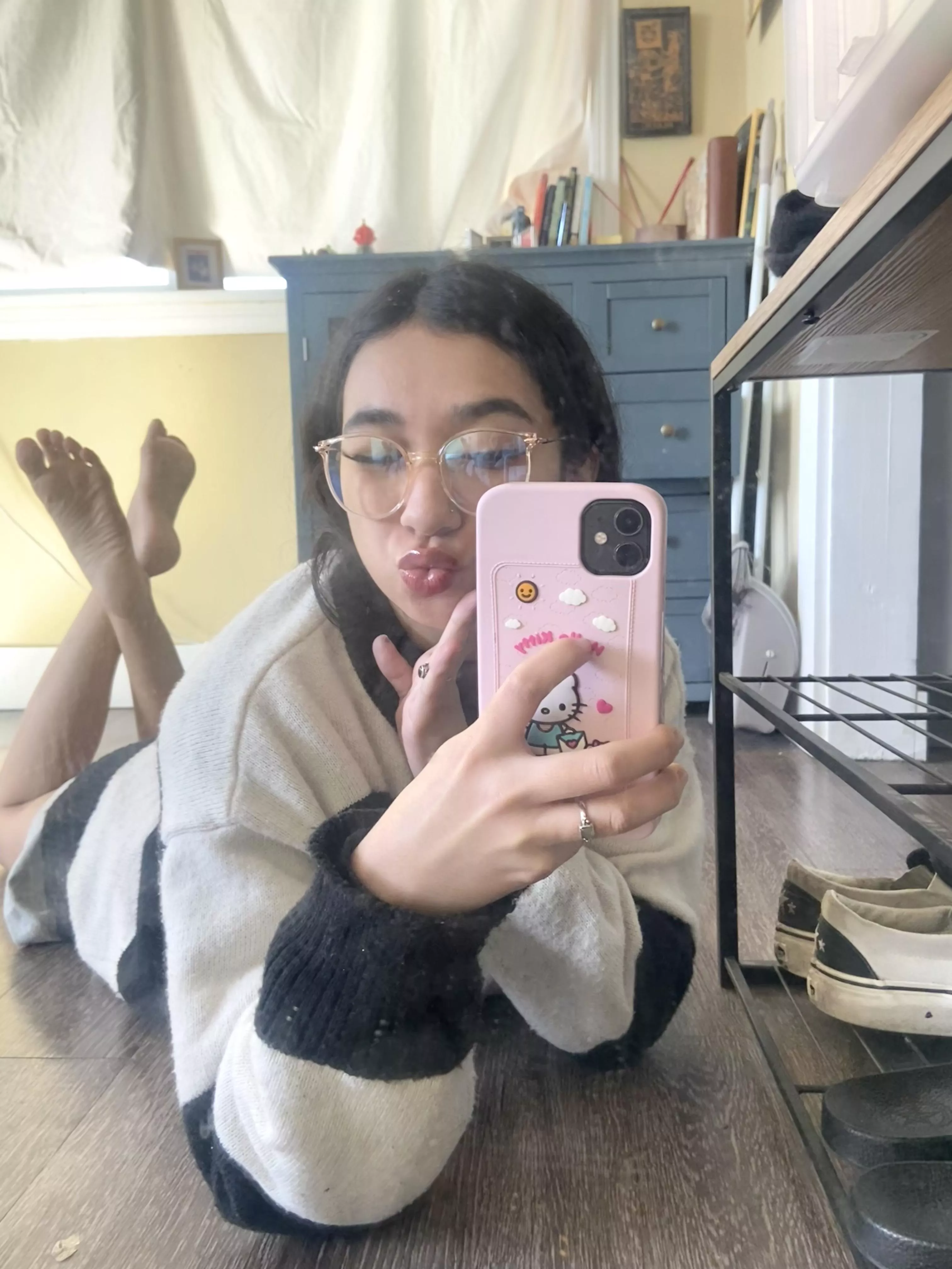 but first, lemme take a selfie 💜