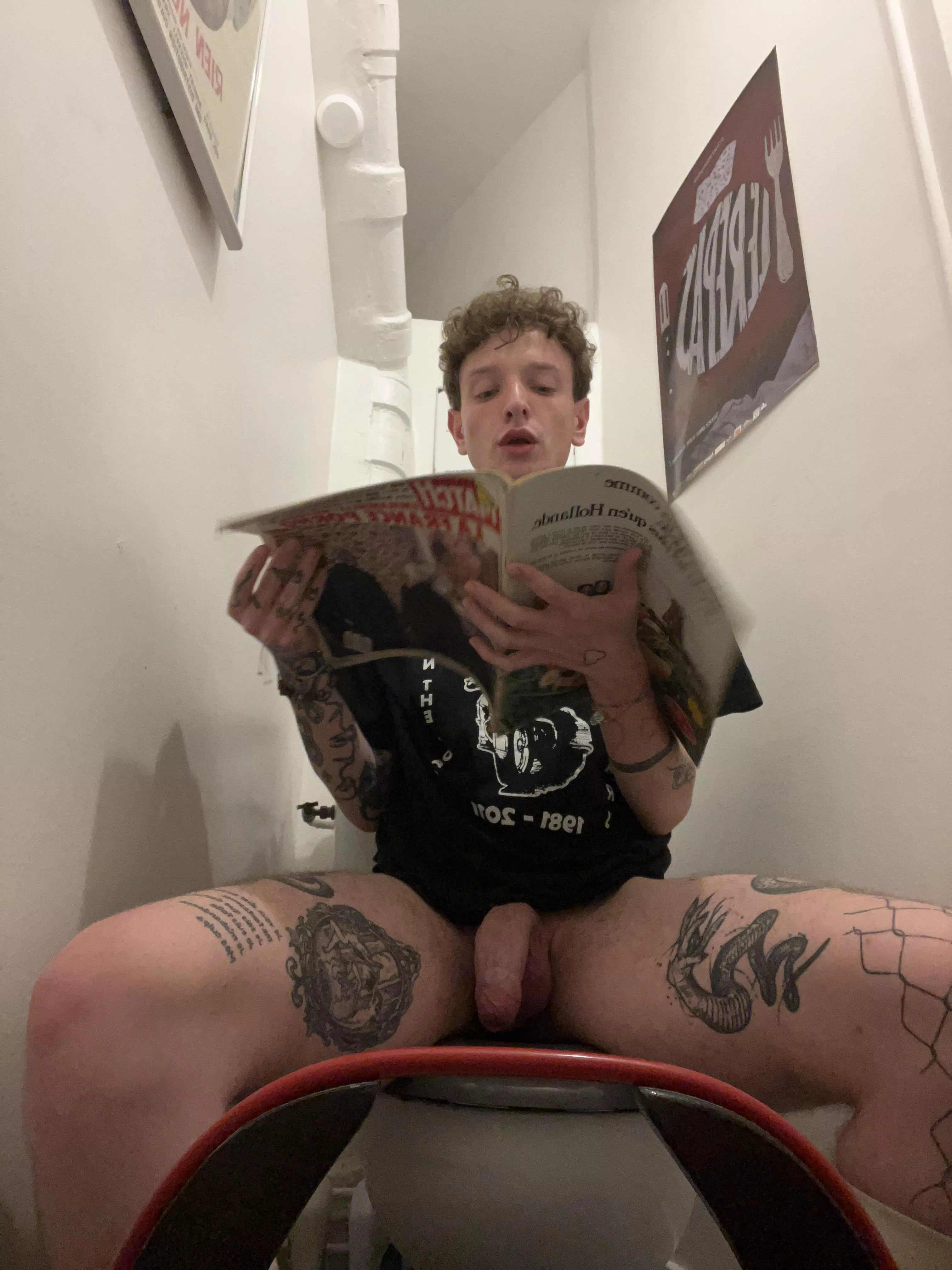 Can you suck it while i am reading in public toilet?