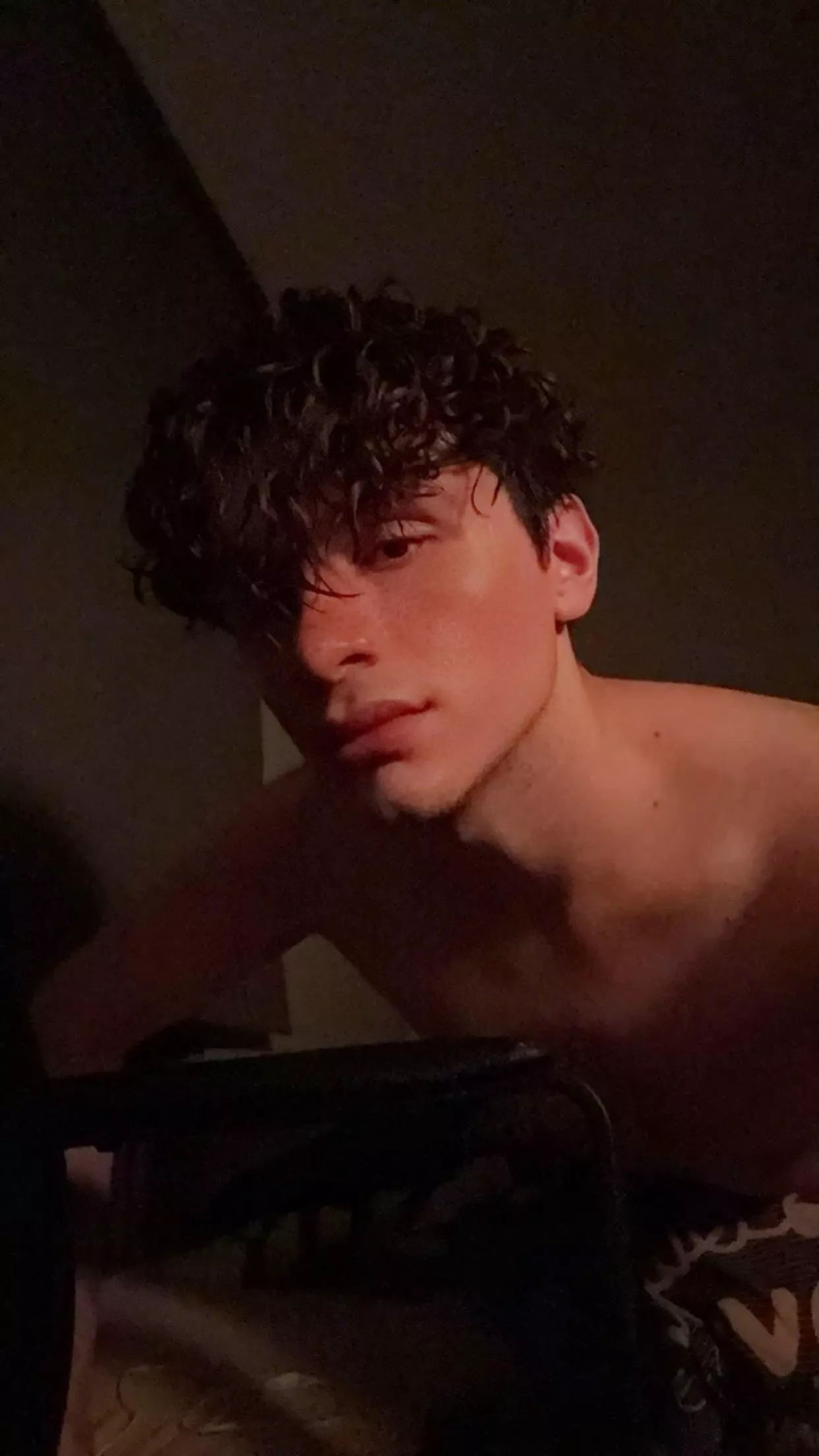 Can’t sleep 🤔👀