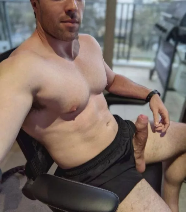 Could use some under desk support