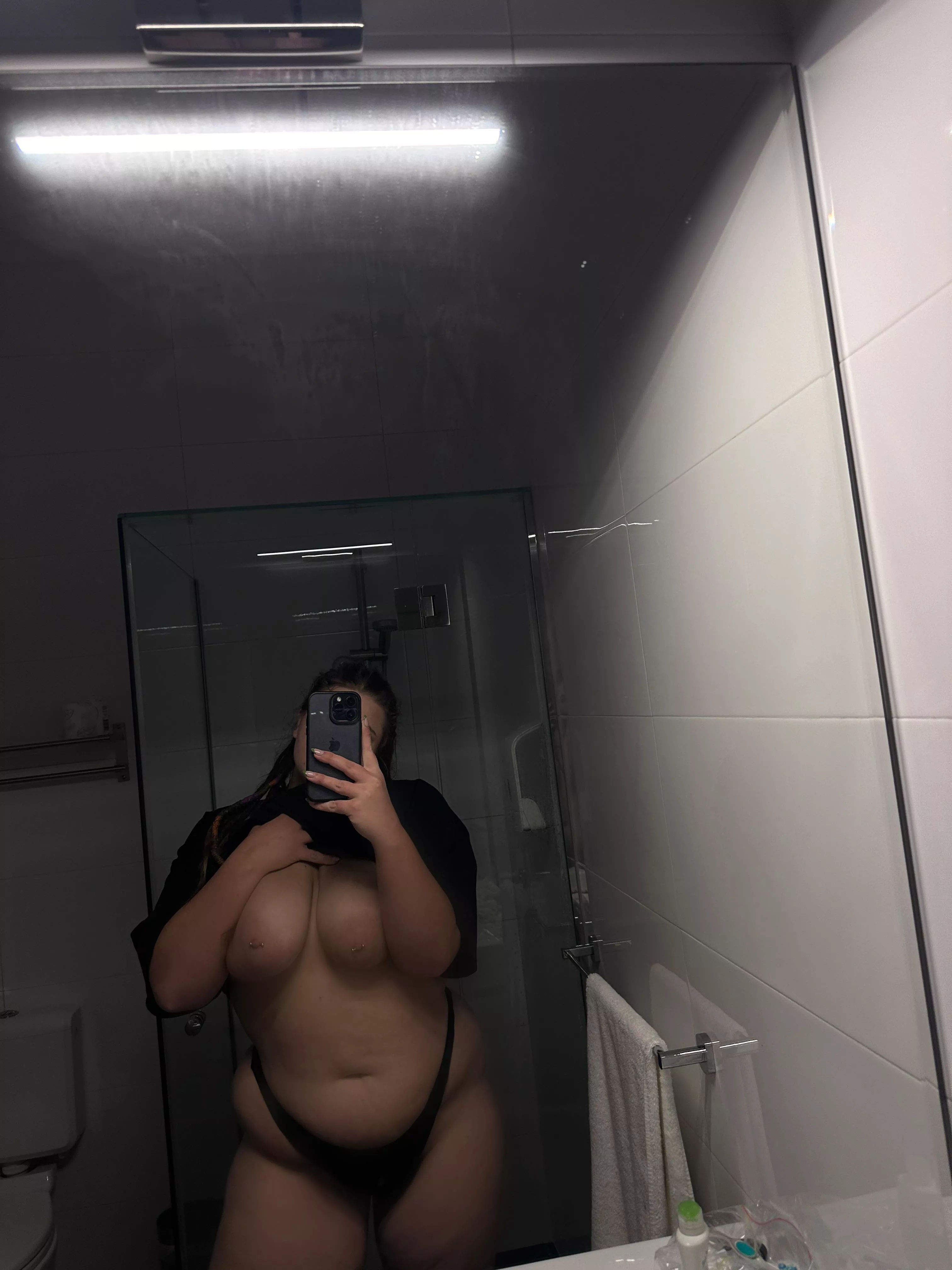 Describe me with 1 word 🩵