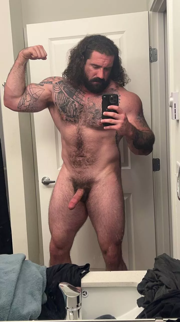 Do people like hairy dicks?