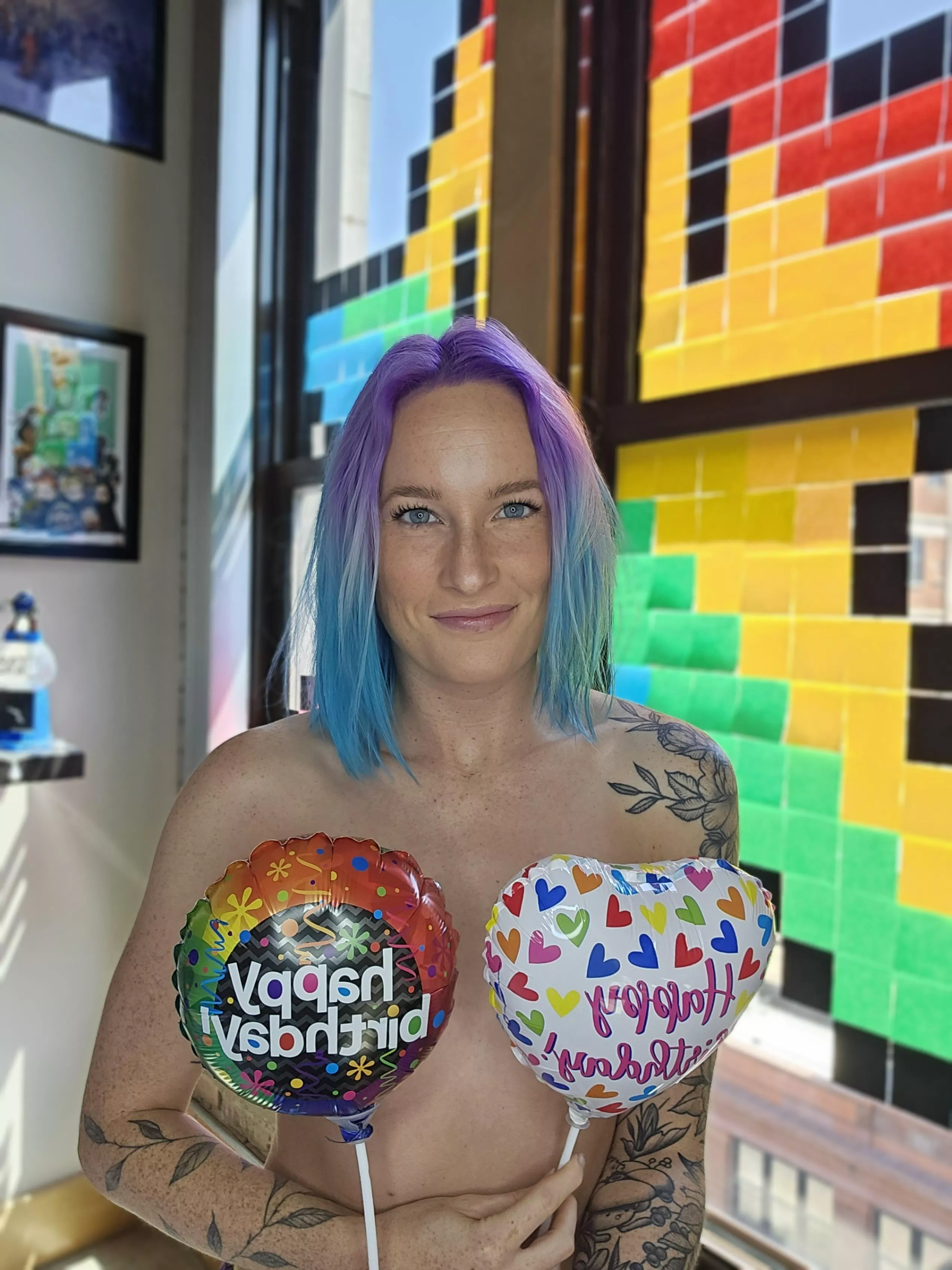 Do you like the blue or the purple?