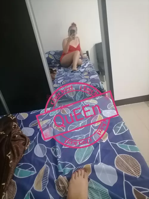 [F] What's with singlemom?