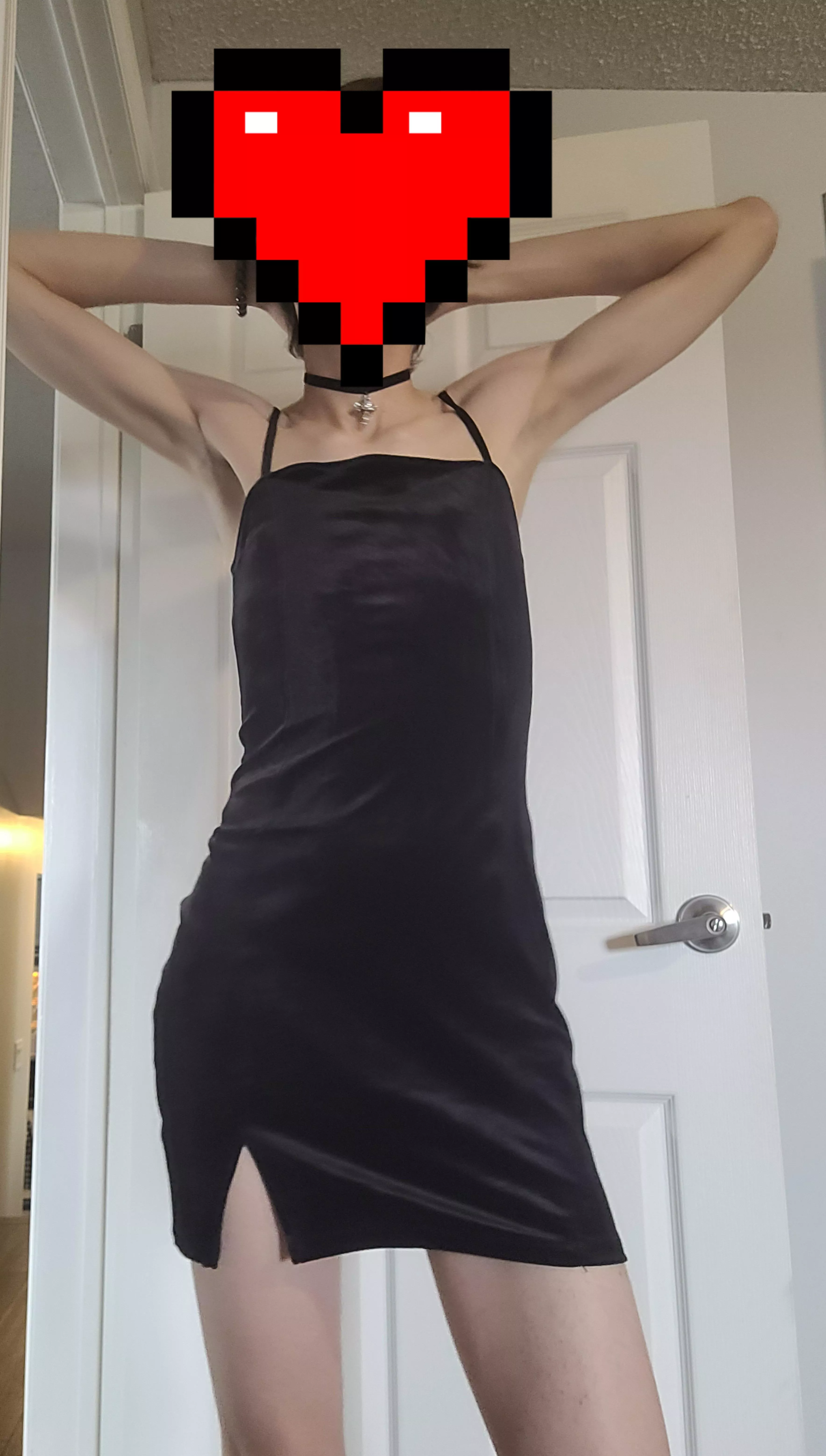 Femboy armpits featuring little black dress 👗