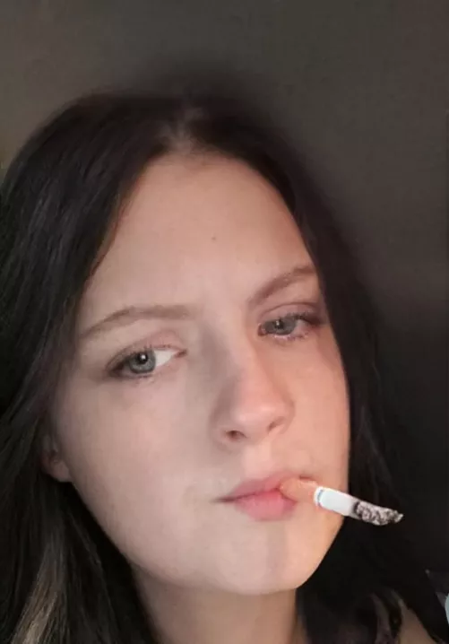 First cigarette after a day of intermittent smoking at the office. Don't fancy a day like that any time soon! Working from home is the best