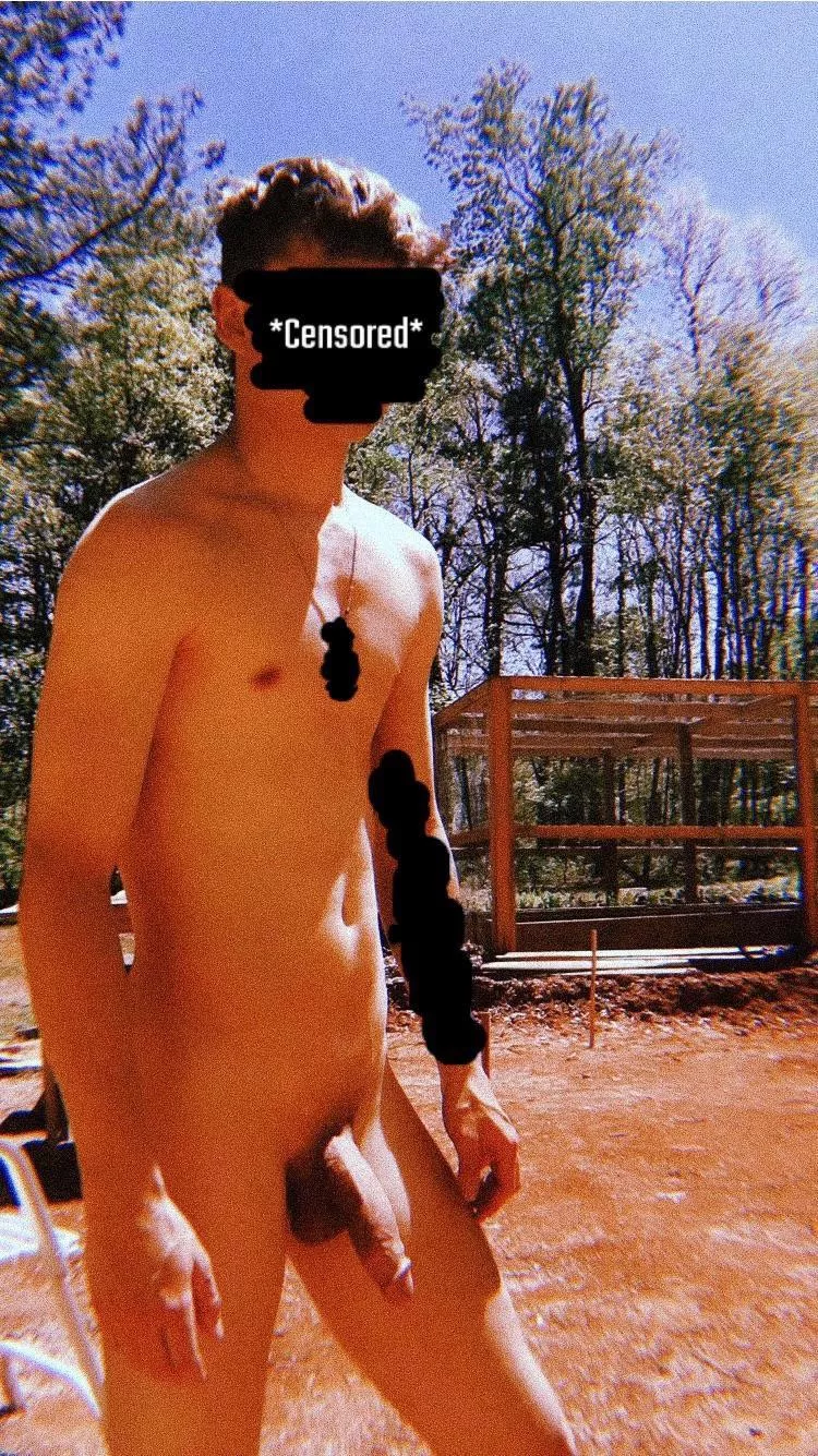 Fun in the sun! Sure hope the neighbors don’t see🤷🏼‍♂️