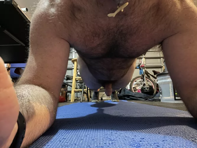 Getting my planks in when I can (M)