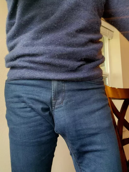 Got asked to leave a friend's house. I don't see what the problem is.