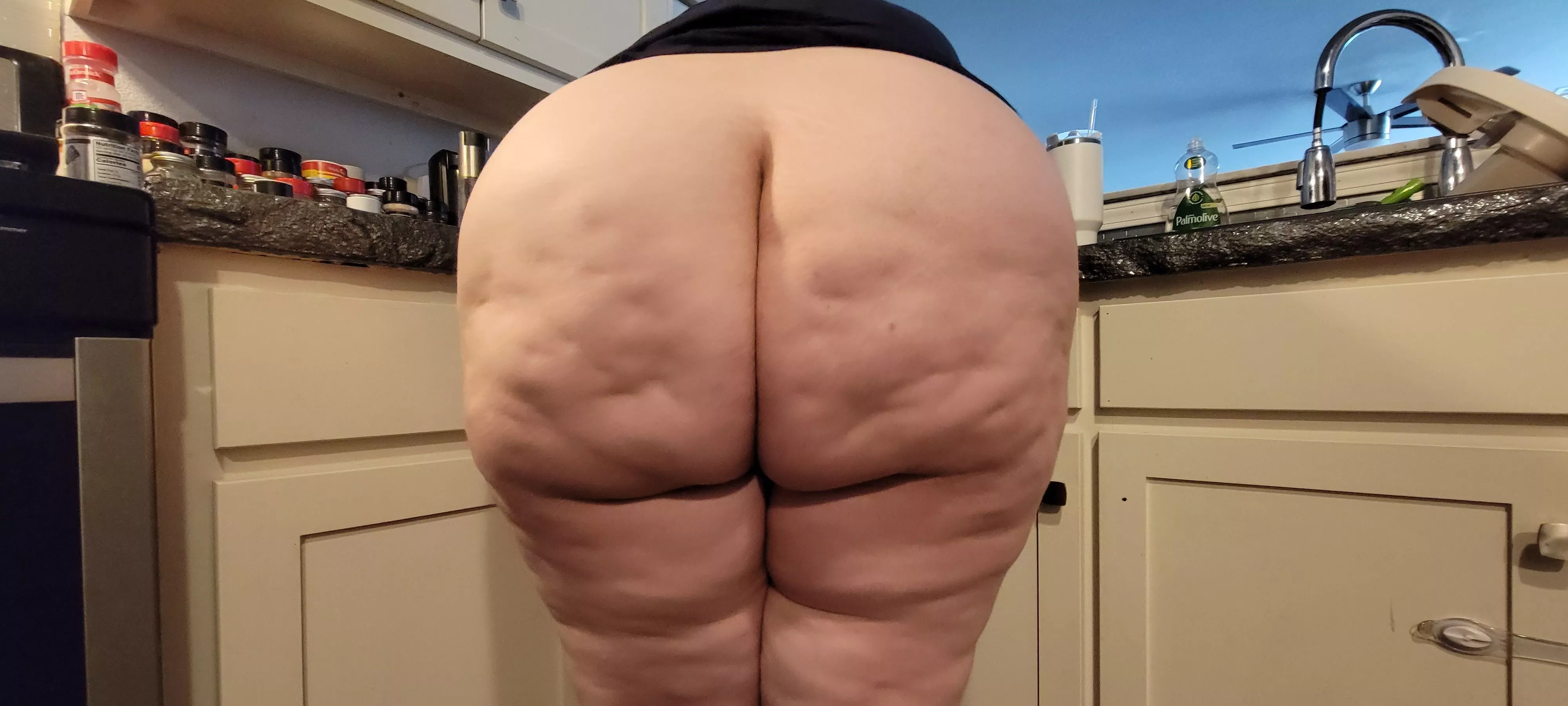 Happy humpday daddy 😋