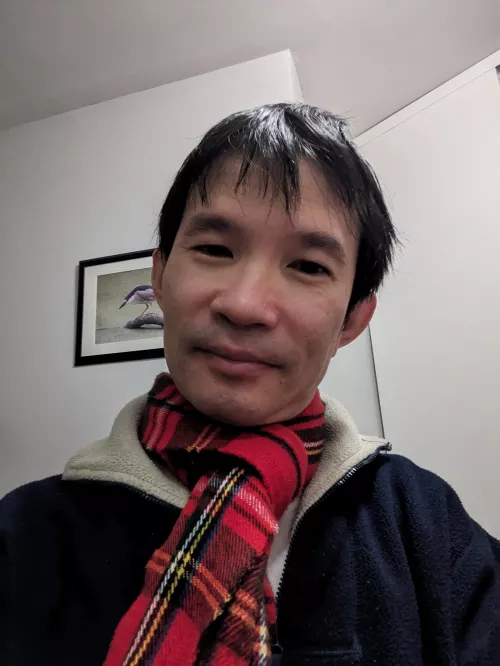 I bought this scarf for $1 in a thrift store also the sweater for $2 , there are my Christmas gift for myself thus year