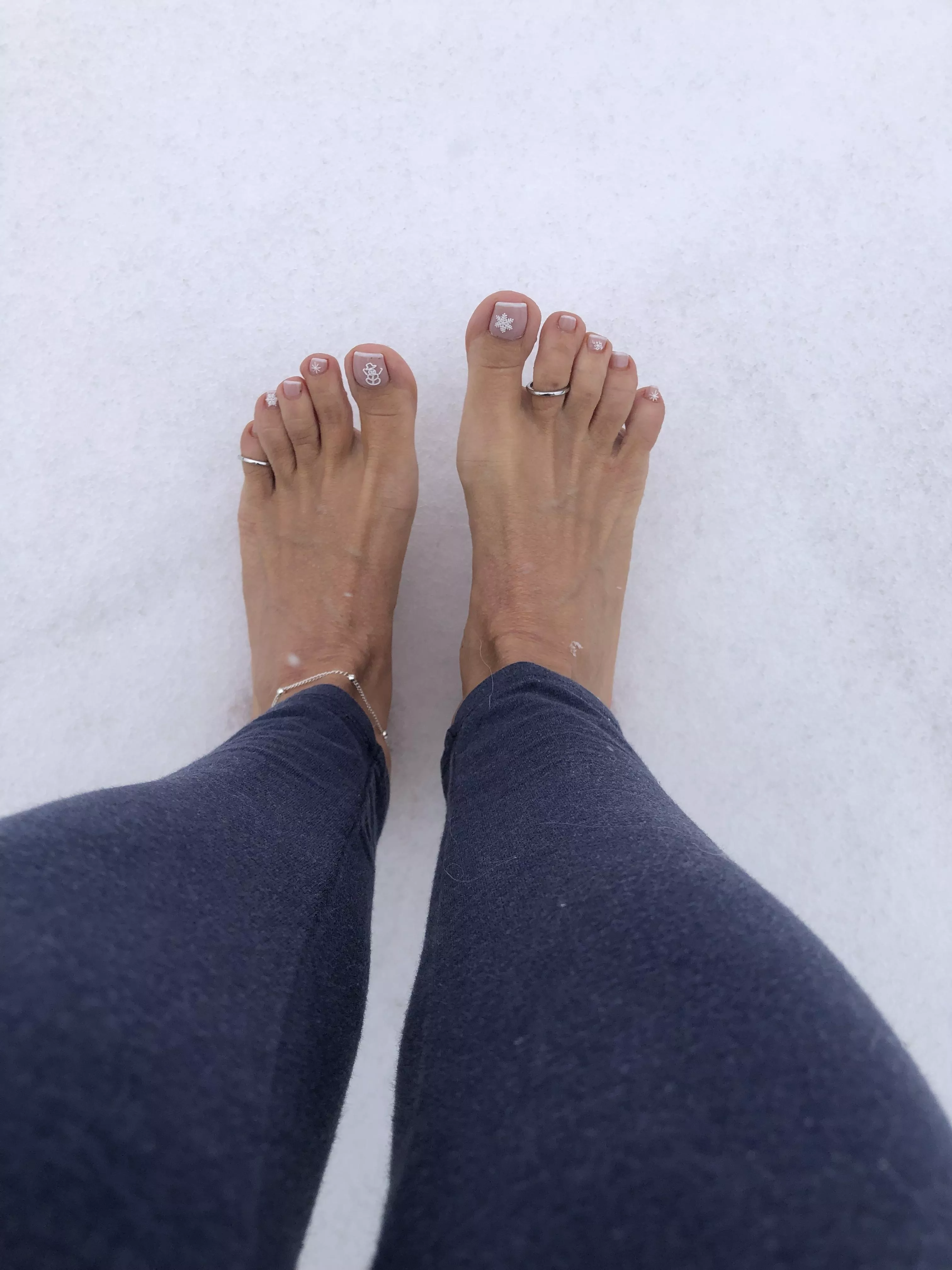 I have to announce..first snow of the year in my place