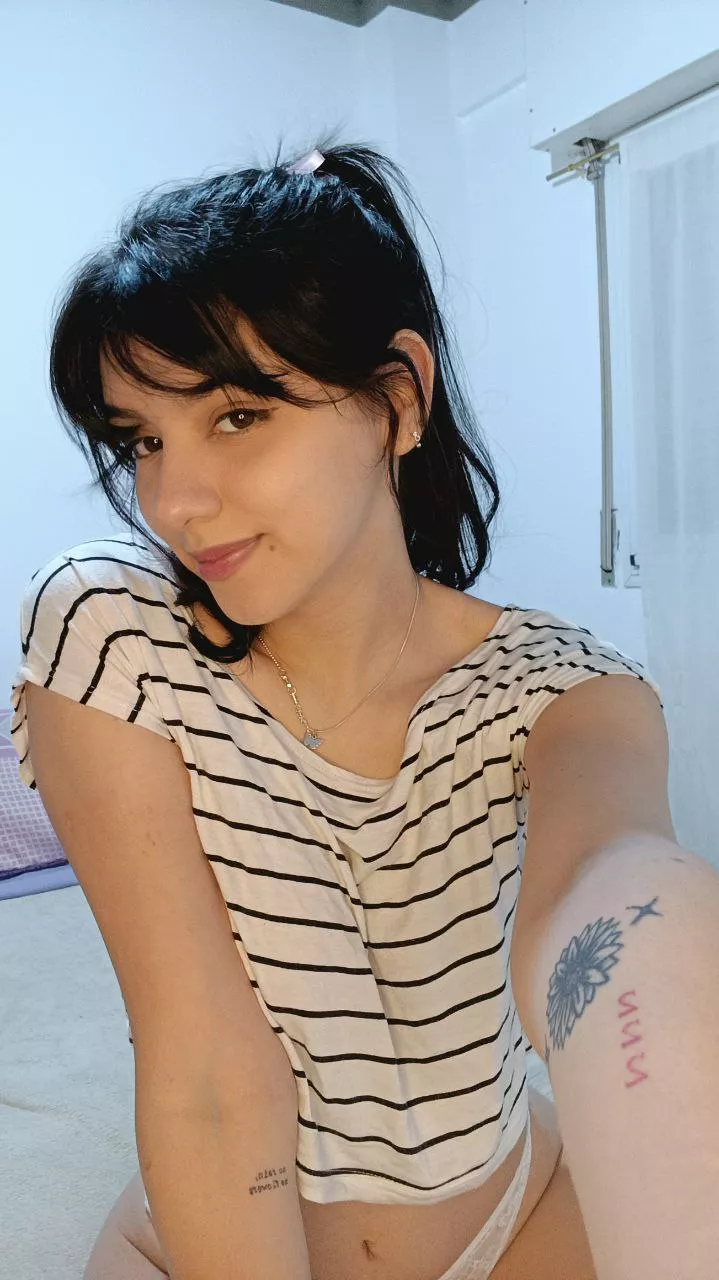 I just got invited to a sleepover with my girlfriends, what can I wear?