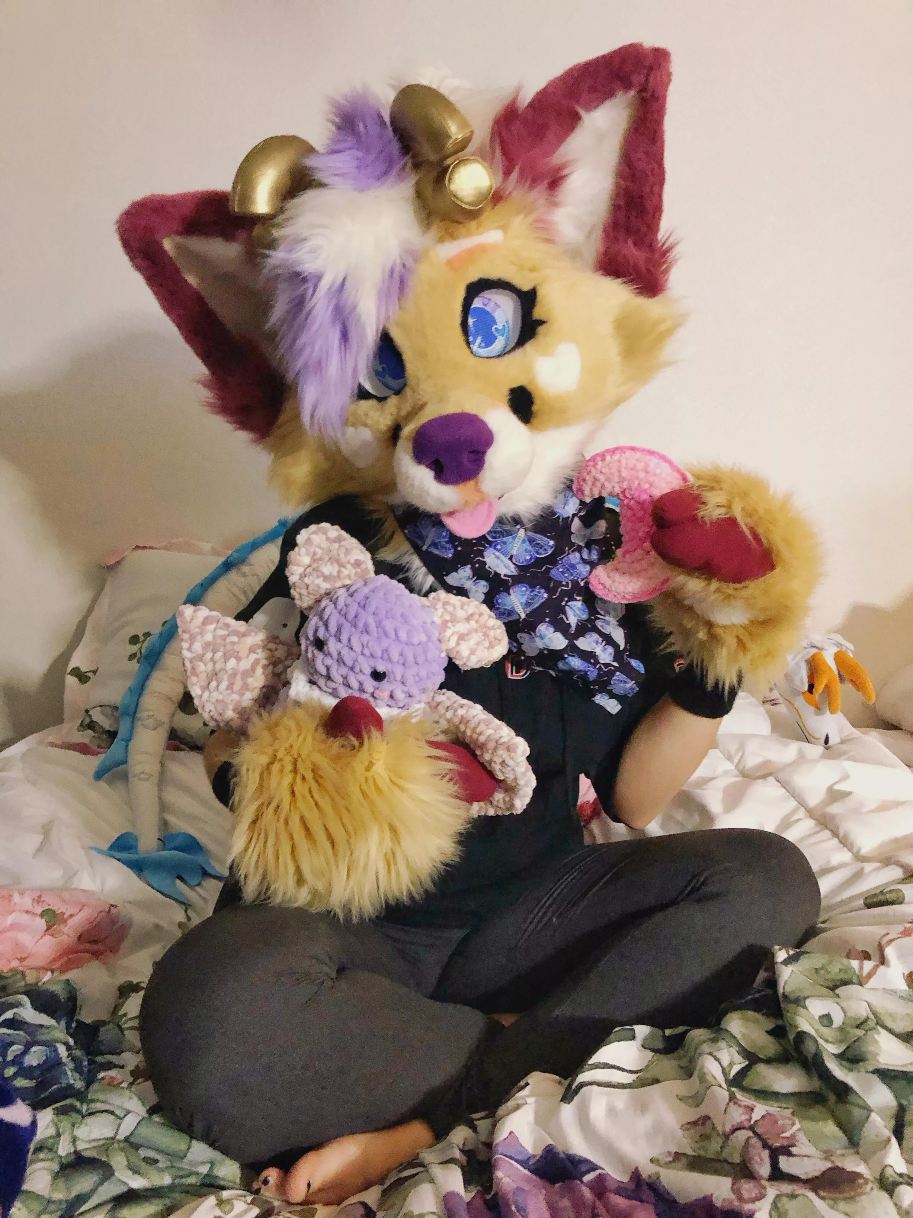 i love my bat plushie 🦇