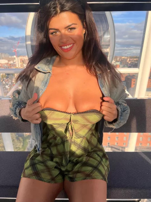 I need attention so badly, would you give me?