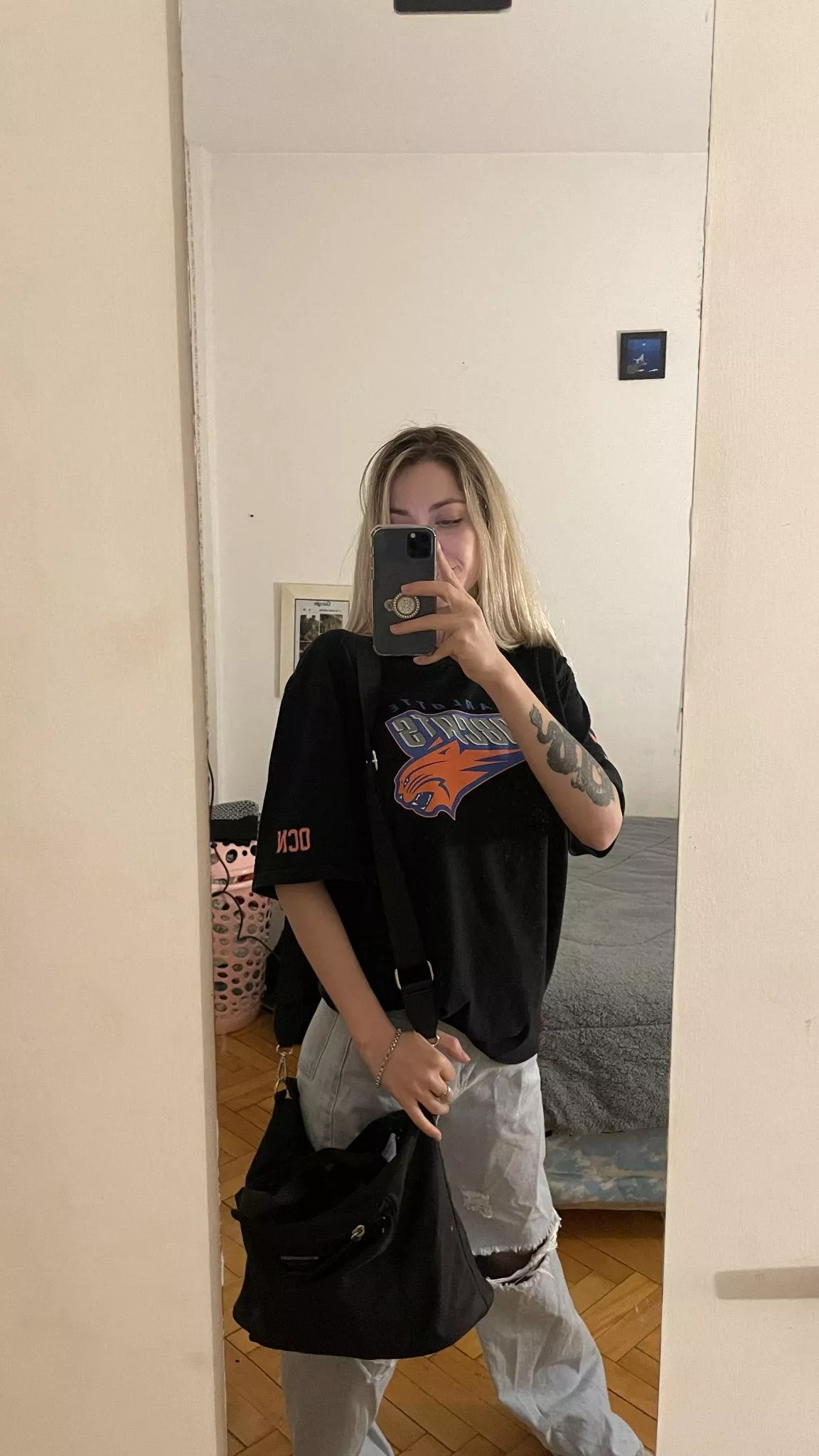 I wanna show you a good time tonight