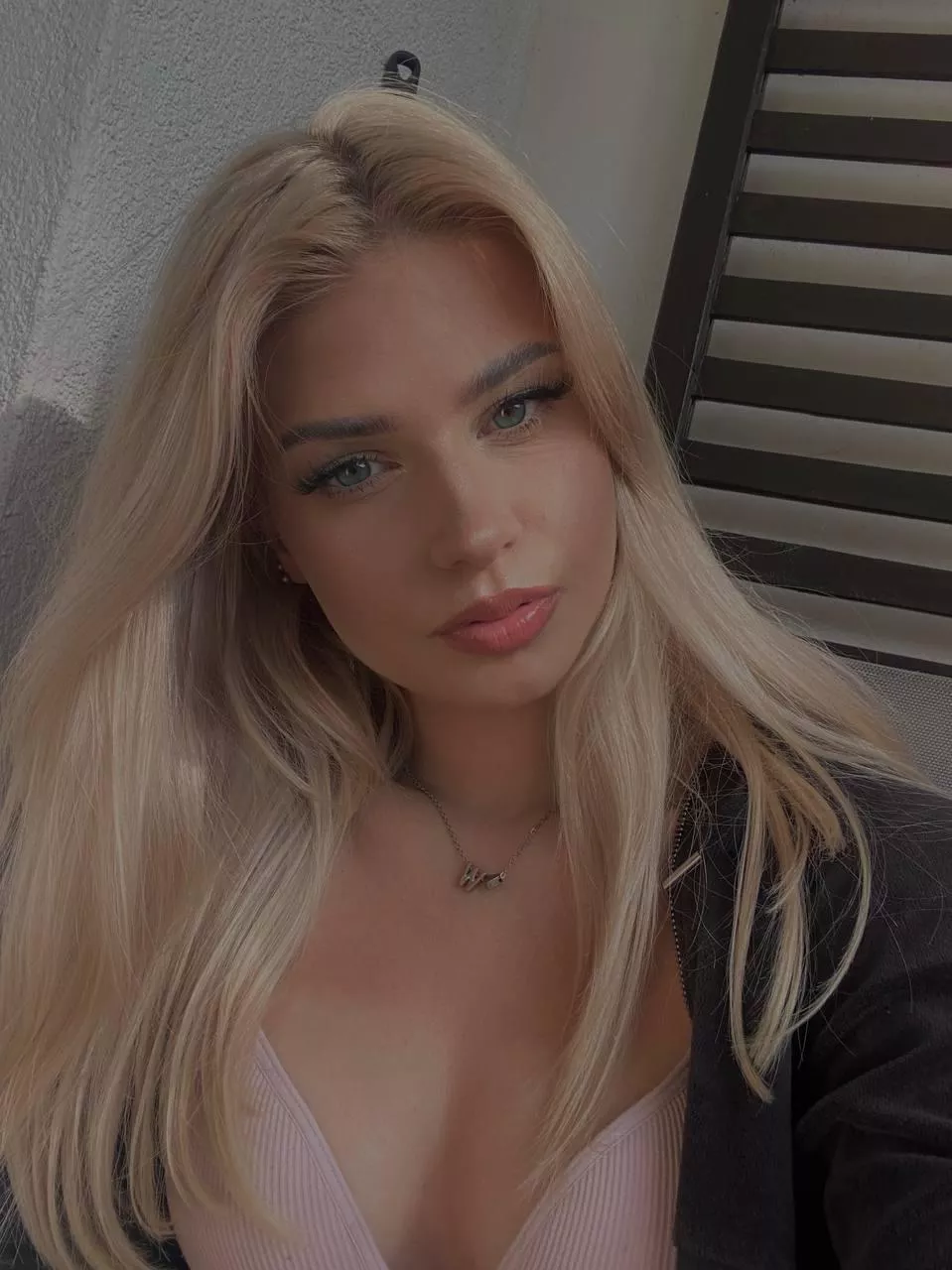 IUTR before the makeup leaves