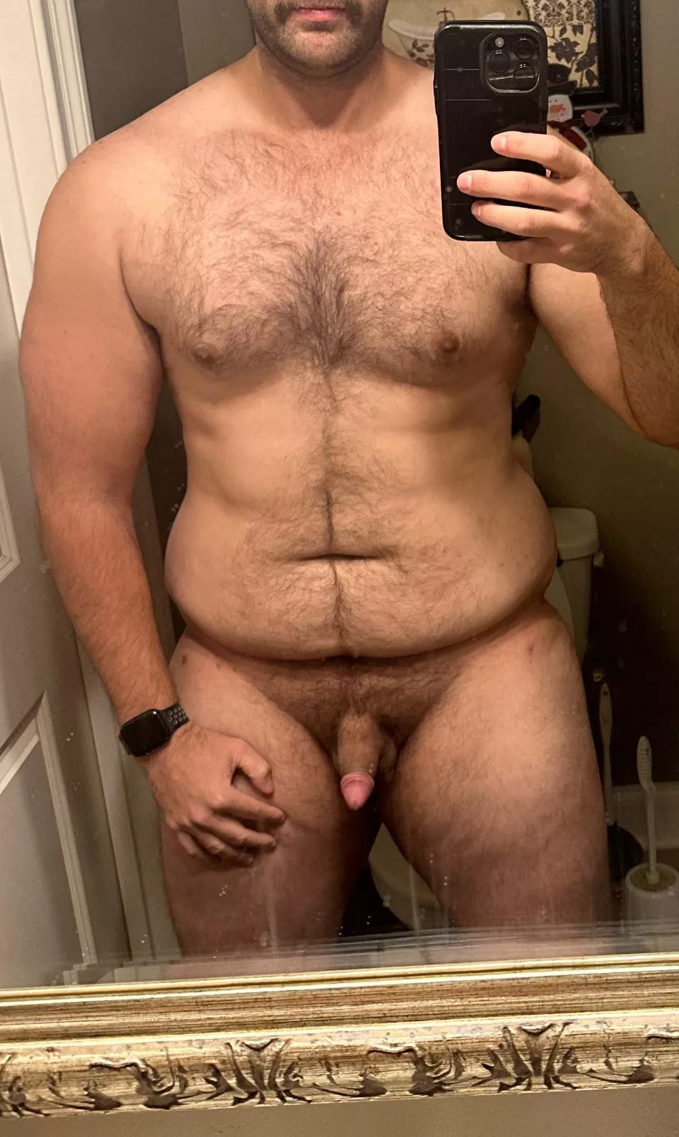 Just a recently divorced chubby dad with a average dick and insanely large load