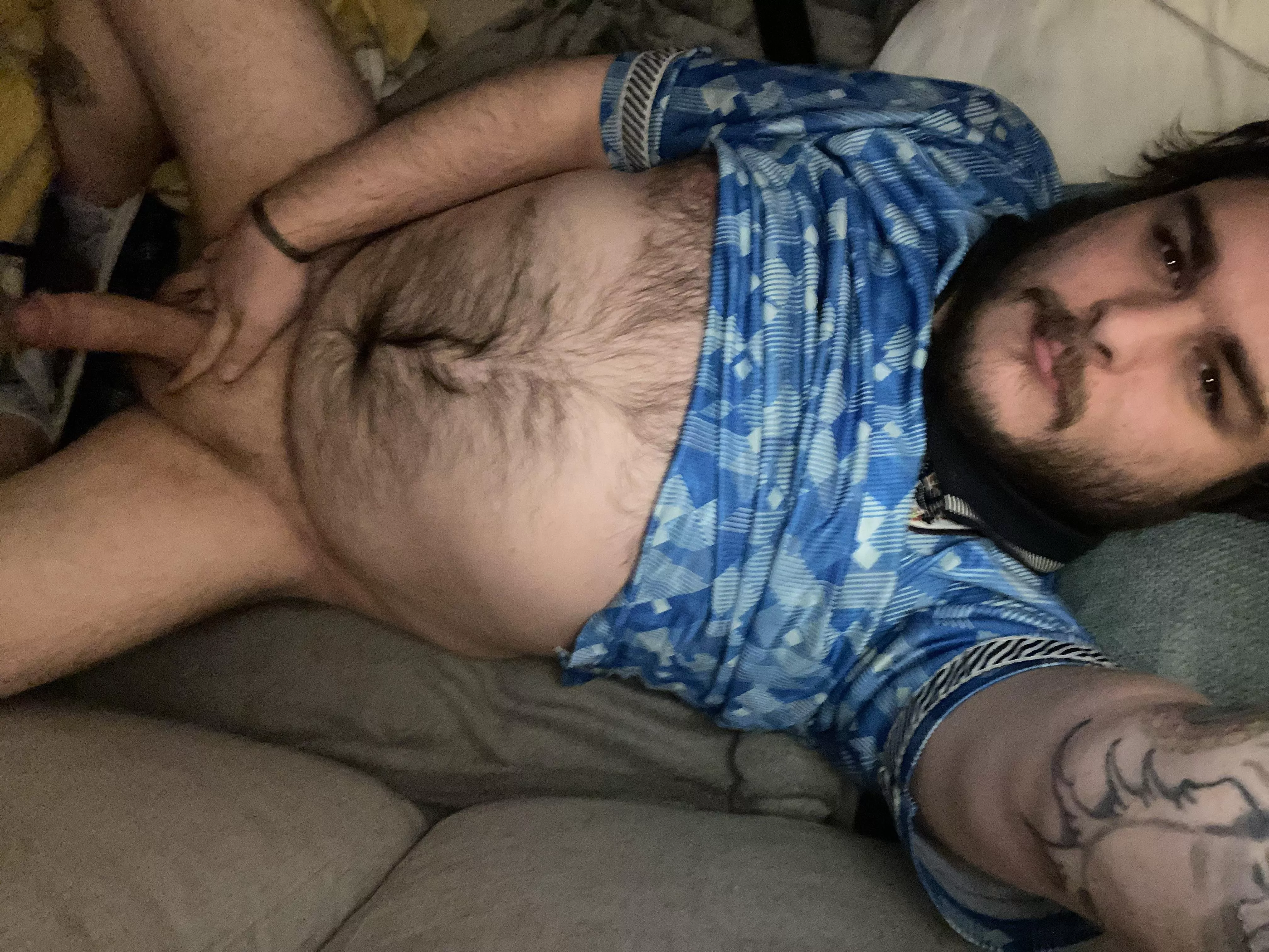 Just a thicc dude looking for a thicc lady