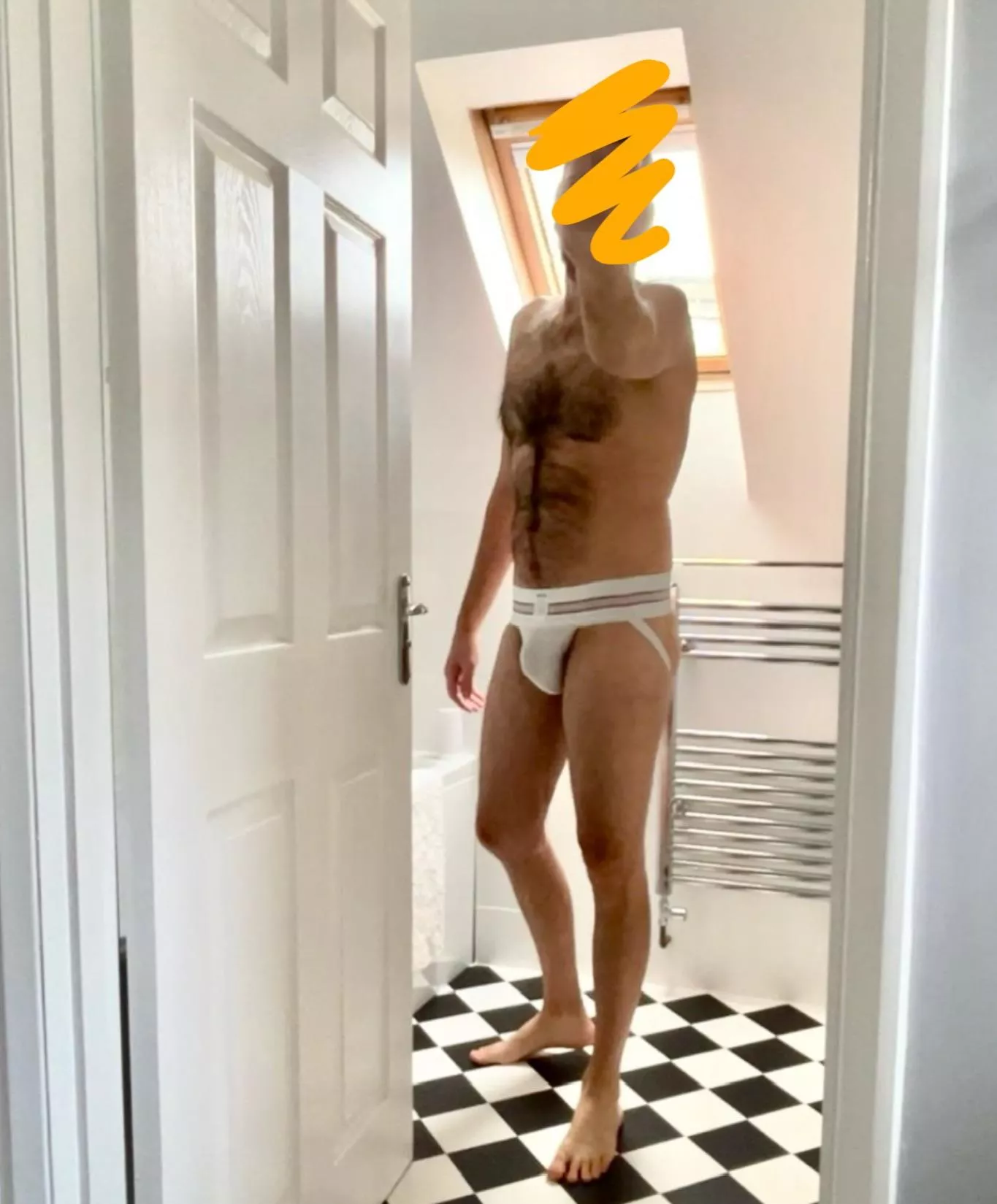 My buddy thinks taking creeper shots of me in the toilet is hilarious. Fucking weirdo. 🤣