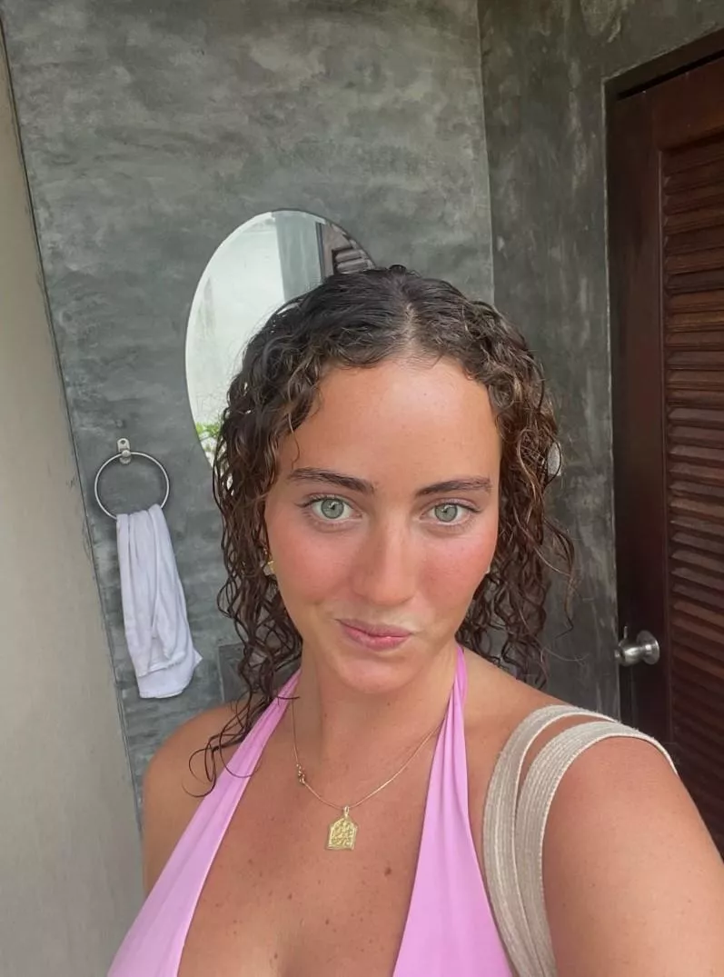 My face when they say that brunettes are perfect