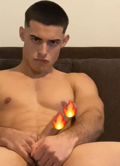 My forearm is for you... 🥵💪🏼