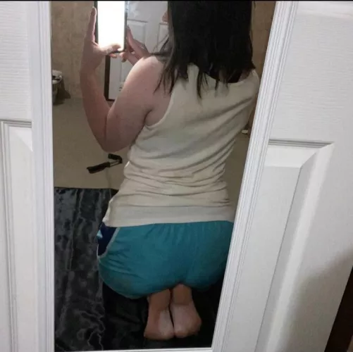 My size 9s look so small when sat on 💋✨️