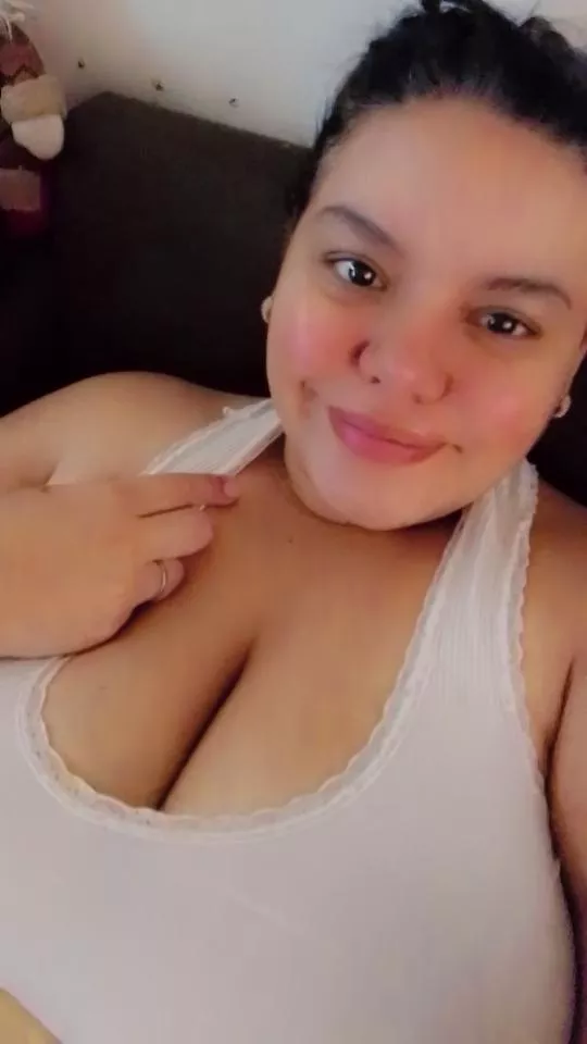 Say hi to this bbw! 🩷