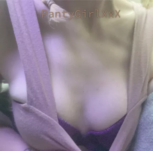 Slim fit Blonde Available now! :) Sexting, cam, dick rate, pics, vids Premade and custom, special requests! [vid] [sext] [rate] [cam] [gfe] [pic] send me a msg! (No chat)