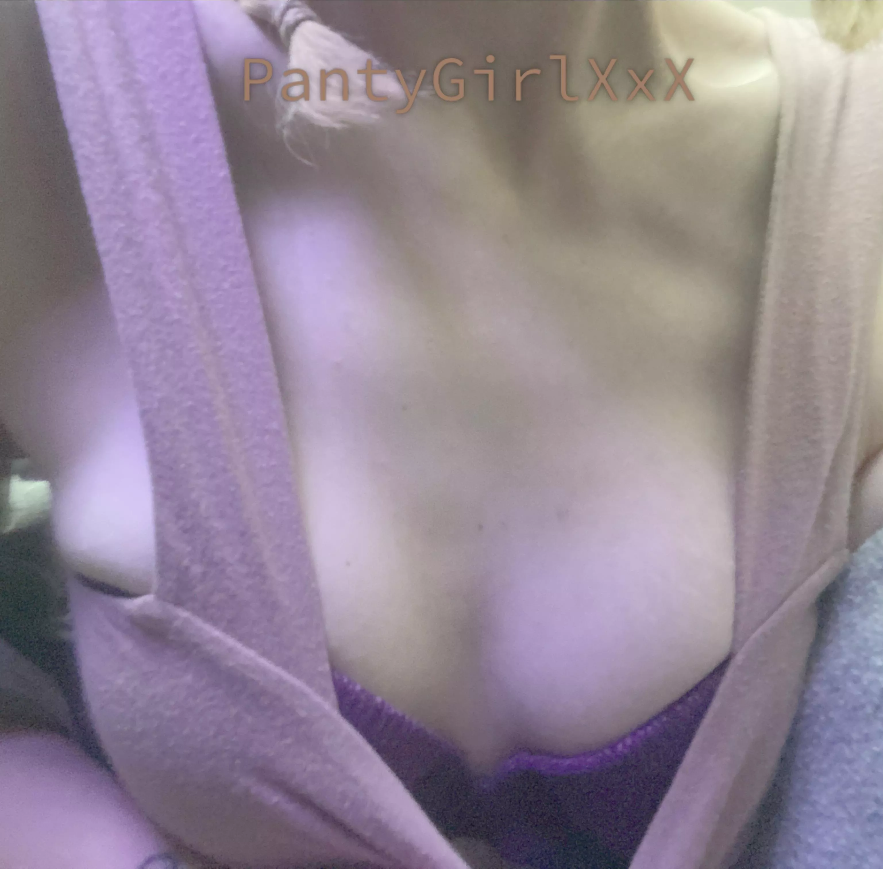 Slim fit Blonde Available now! :) Sexting, cam, dick rate, pics, vids Premade and custom, special requests! [vid] [sext] [rate] [cam] [gfe] [pic] send me a msg! (No chat)