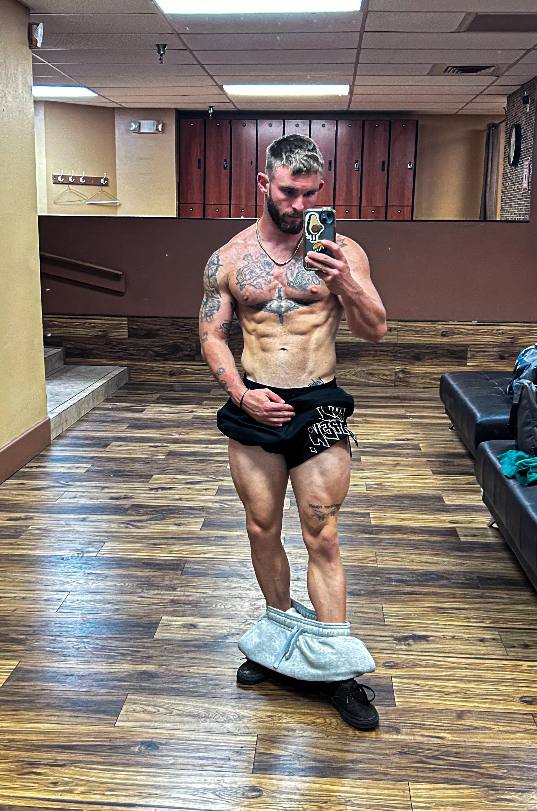 starting to feel pretty jolly :)