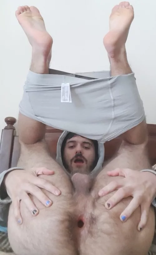 Woke up with my hole gaping asking for dick 😔