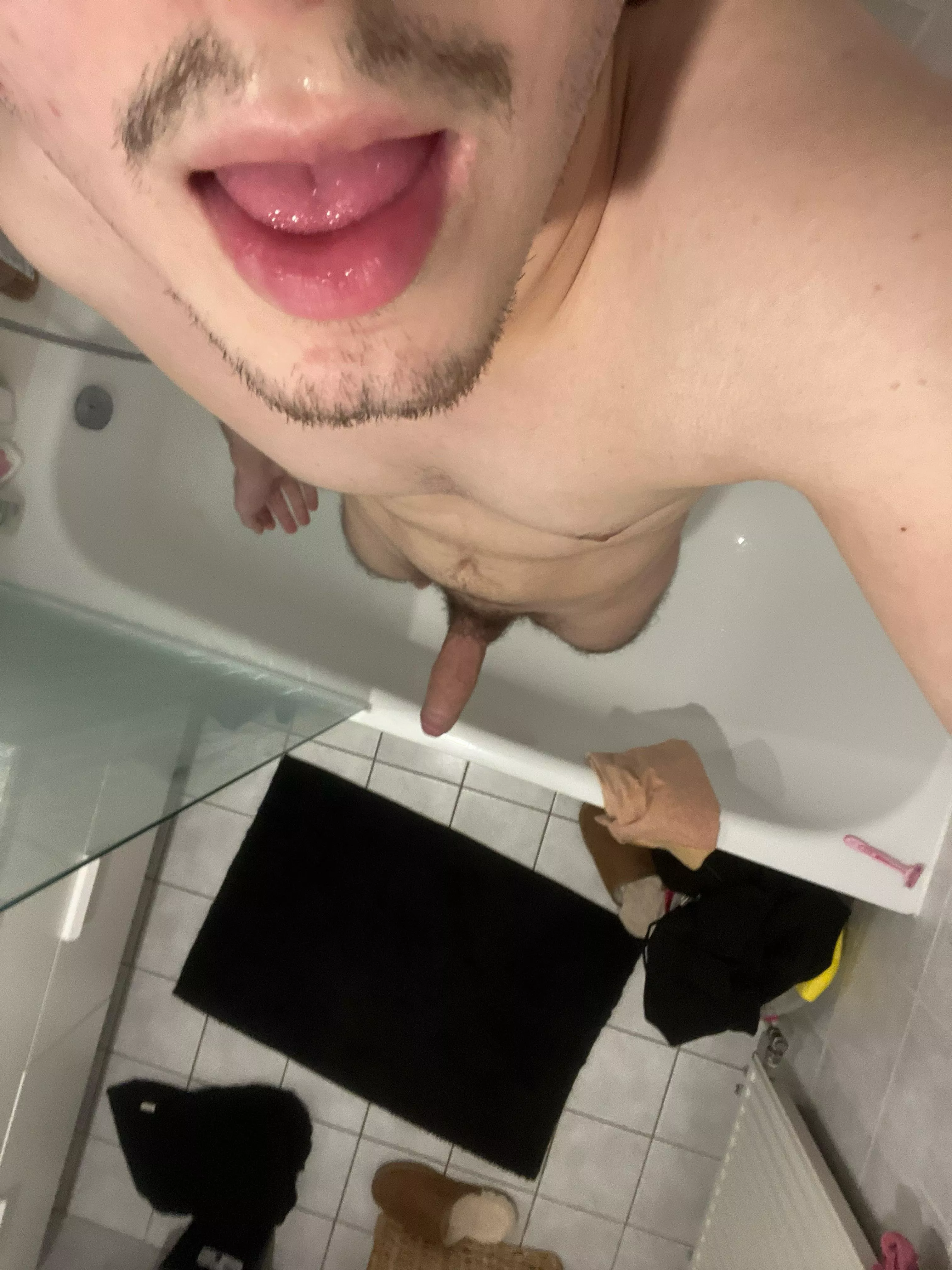 22 snapredlight cum in my warm throat