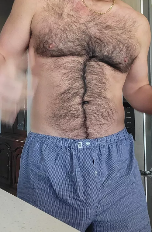 (38)hairy chest