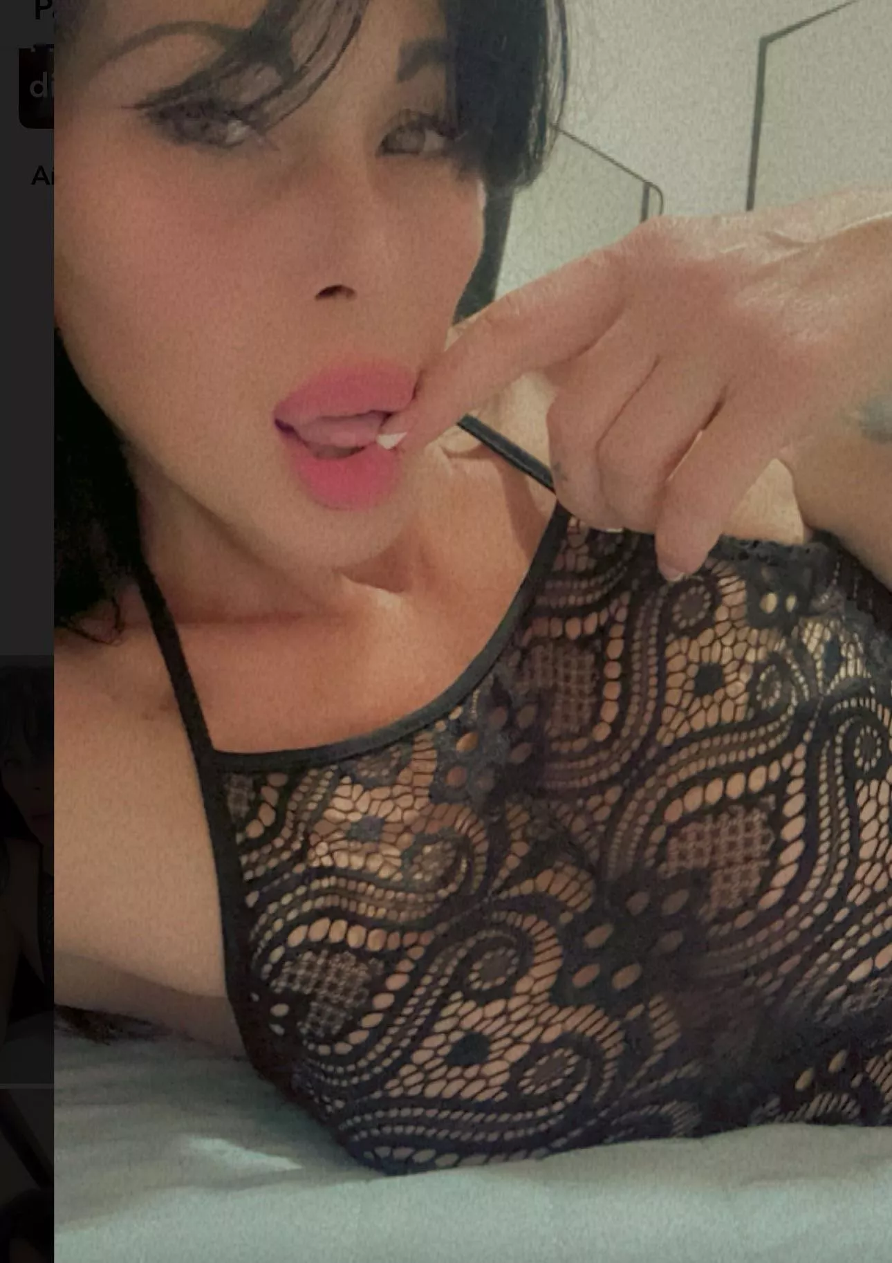 come to play with me