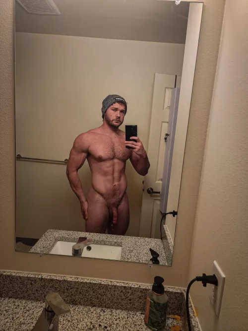 Describe my body in one emoji